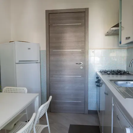 Azure Bay Retreat *