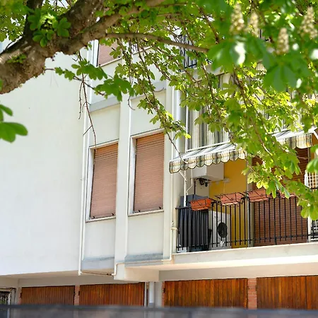 Azure Bay Retreat Apartamento